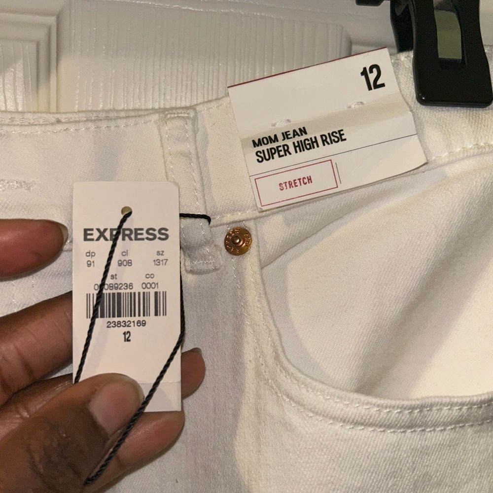 Express Women's White Mom Jeans